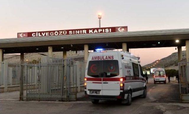 Cilvegözü Tır Çıkışlarına Kapatıldı, Halep'ten Göç Bekleniyor (3)