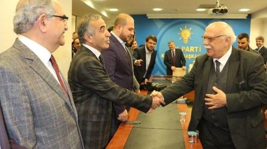 Bakan Avcı, Ak Parti Konya İl Başkanlığını Ziyaret Etti