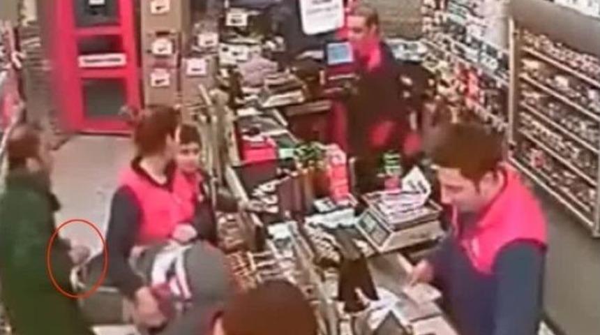 Pusetten Telefonu B&ouml;yle &Ccedil;aldı