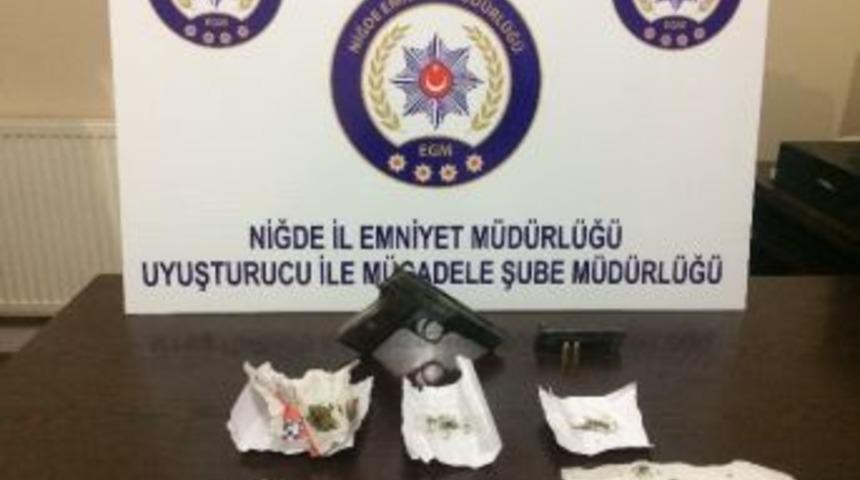 Niğde&rsquo;de Uyuşturucu Operasyonu 10 Kişi G&ouml;zaltında