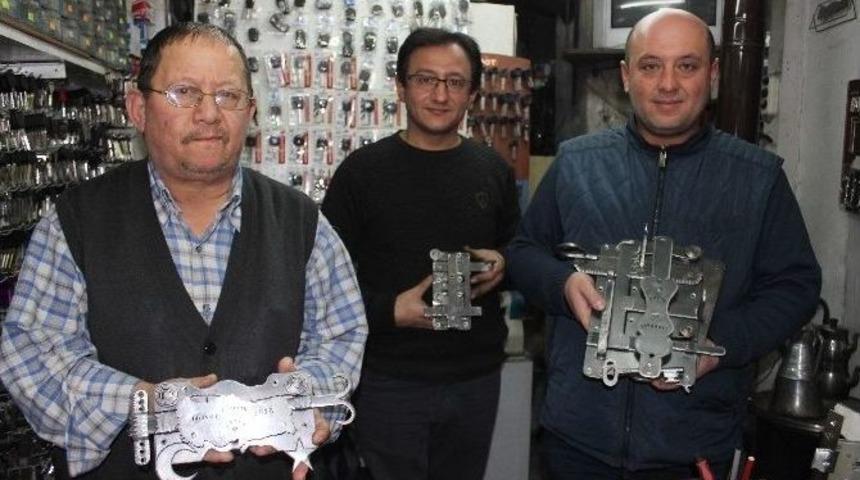 El Yapımı Türkiye Haritalı ’türkiyem Kilidi’ İlgi Görüyor