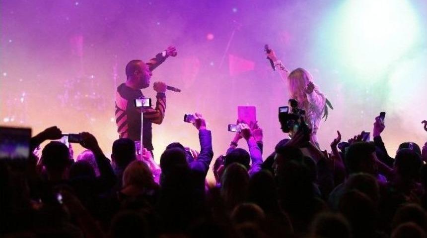 Arash Ve Vera Brejneva, Antalya’da Muhteşem Konser Verdi