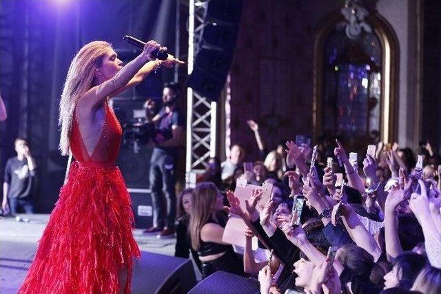 Arash Ve Vera Brejneva, Antalya’da Muhteşem Konser Verdi 1