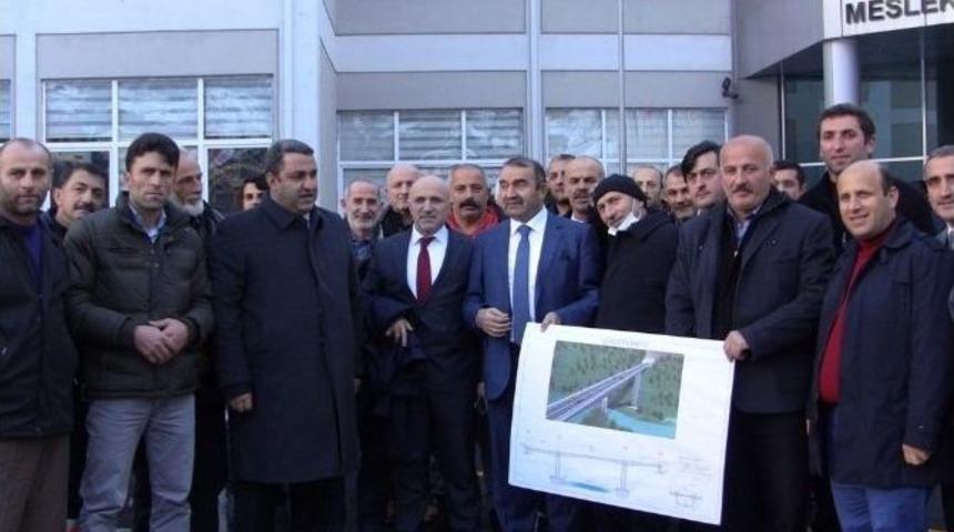 Bor&ccedil;ka&rsquo;da 8 K&ouml;y&uuml;n 10 Yıldır Beklediği G&uuml;reşen K&ouml;pr&uuml;s&uuml; Nihayet Yapılıyor