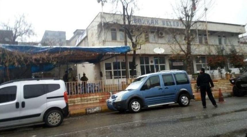 Siirt&rsquo;te Dbp&rsquo;li İki Belediyeye Operasyon
