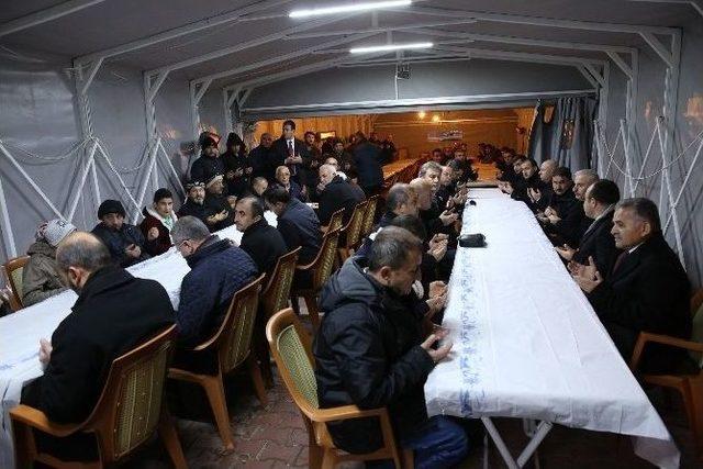 Başkan B&uuml;y&uuml;kkılı&ccedil;&rsquo;tan Şehit Ailelerine Taziye Ziyareti 1