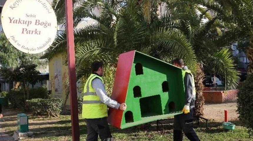 Sokak Hayvanlarına Soğuk Havada Sıcak Yuva