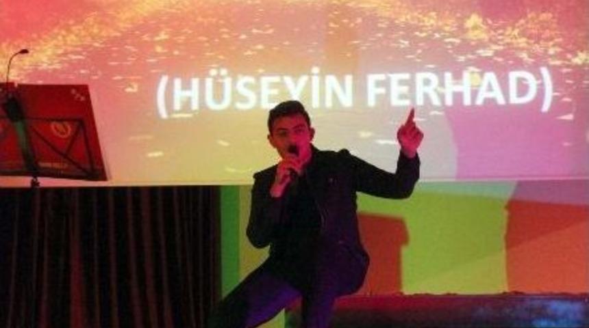 &Ouml;ğrencilerden Duygulandıran Şiir Dinletisi