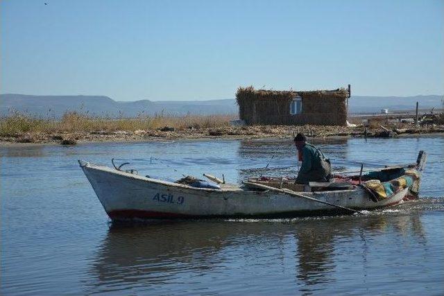 Sökeli Balıkçılar 40 Yıllık Yerlerinden Olmak İstemiyor