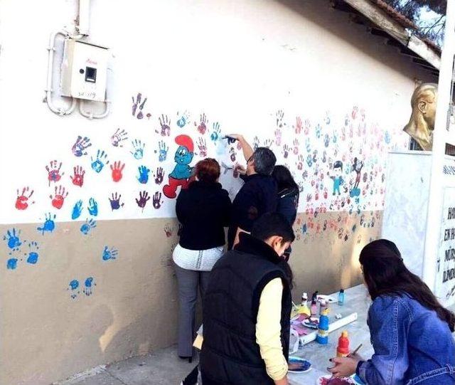 Öğretmen Adayları Gönüllere Dokunmaya Devam Ediyor