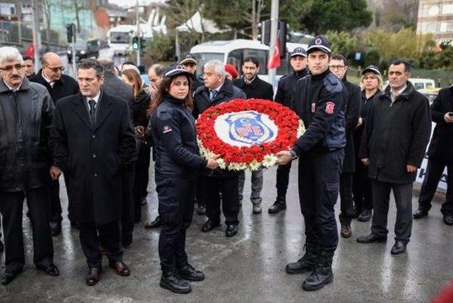 Şehitler Tepesi'ne Ziyaretler Devam Ediyor