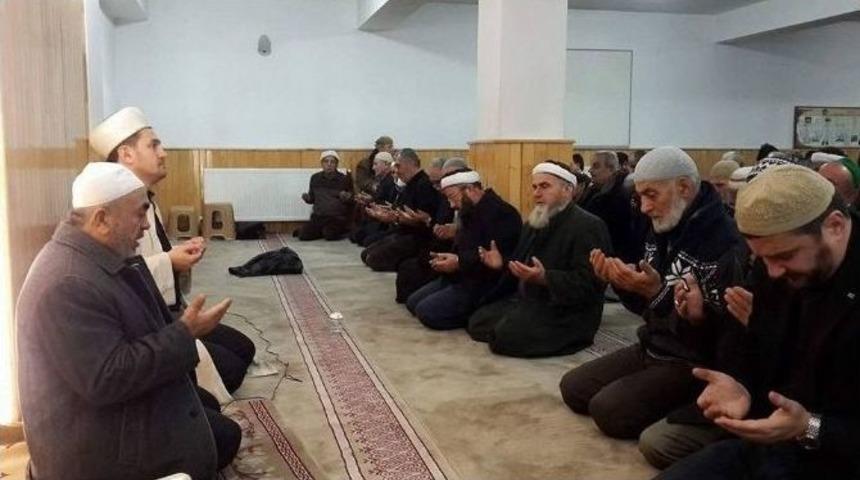 Fatsa&rsquo;da Seher Vakti Eller Halep İ&ccedil;in Semaya Kalktı