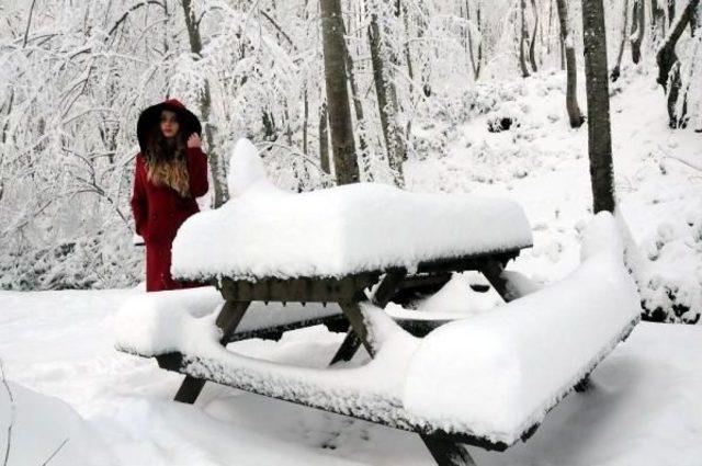 Zonguldak Kent Ormanı'nda Kar Güzelliği