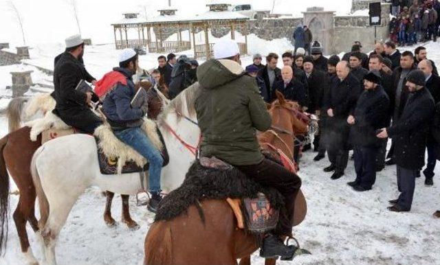 Erzurum da Atlı Hafızlar, 484 üncü binbir Hatim Duasını Başlattı 2
