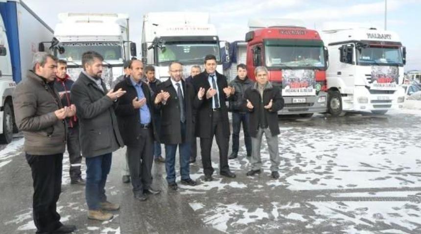 Eskişehir'den Suriye'ye 4 Tır Un G&ouml;nderildi