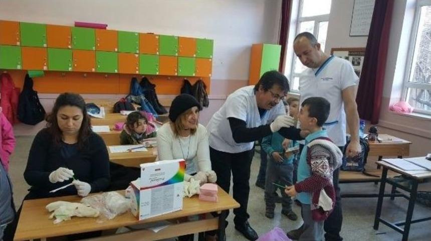 Hisarcık&rsquo;ta 404 &Ouml;ğrenciye Diş Fır&ccedil;ası Ve Diş Macunu