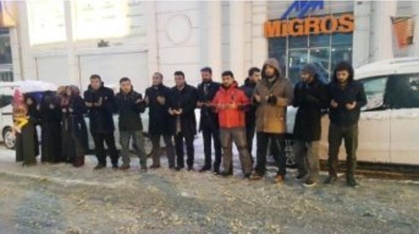 Eğitim-bir-sen Sınıra Gidiyor