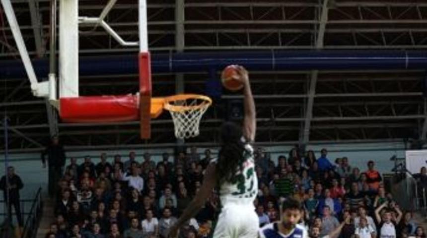 Dev Adamlar Mamak Deplasmanında