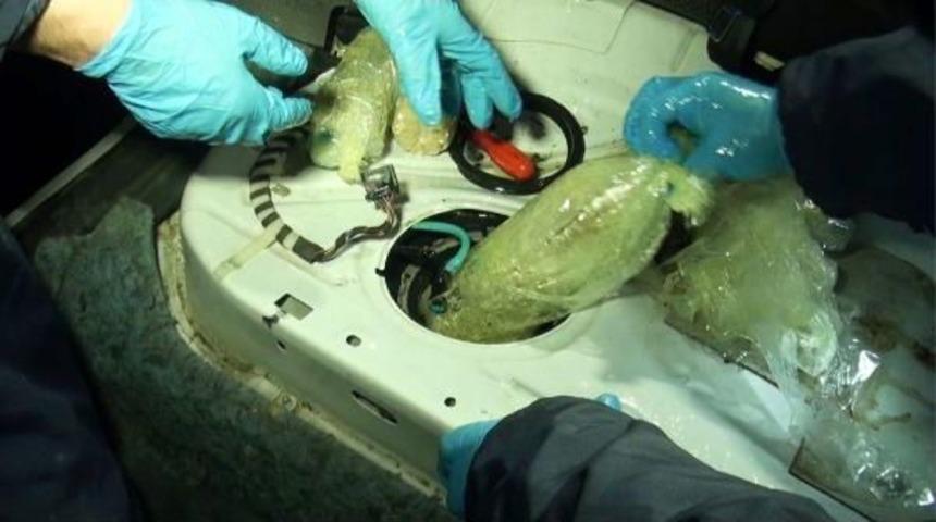 Benzin Deposunda 11 Kilo Toz Esrar Bulundu