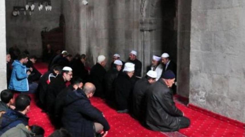 Bitlis&rsquo;Te Şehit Polisler I&ccedil;in Mevlit Okutuldu