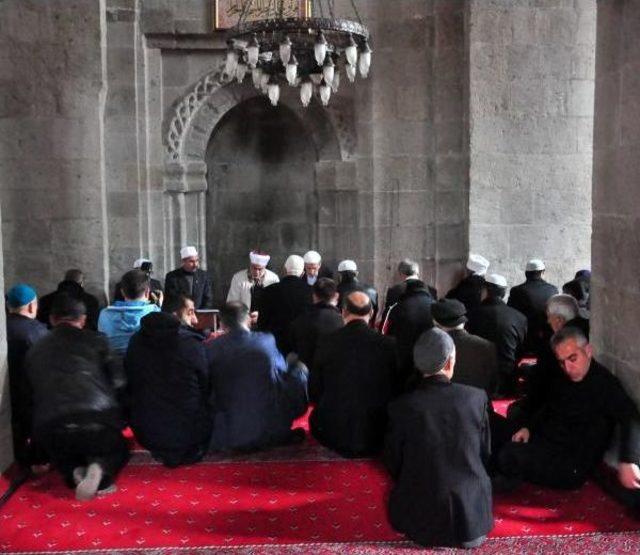 Bitlis’Te Şehit Polisler Için Mevlit Okutuldu