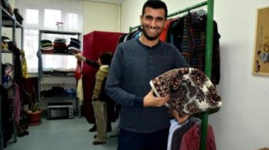 Ziraat Fak&uuml;ltesinde Sosyal Market A&ccedil;ıldı