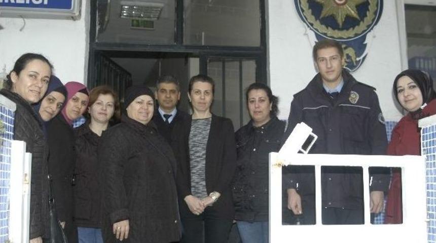 Ak Partili Kadınlardan Polis Teşkilatı&rsquo;na Başsağlığı Ziyareti
