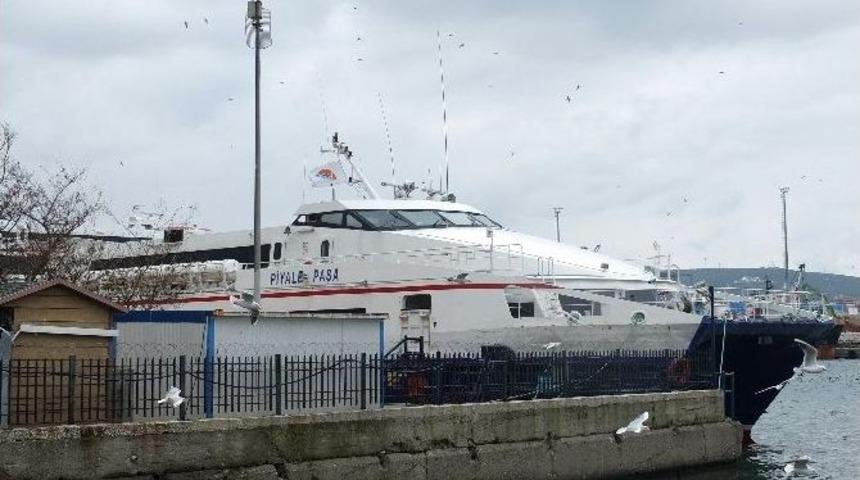 Deniz Otob&uuml;s&uuml; Fırtına Sebebiyle Geri D&ouml;nd&uuml;