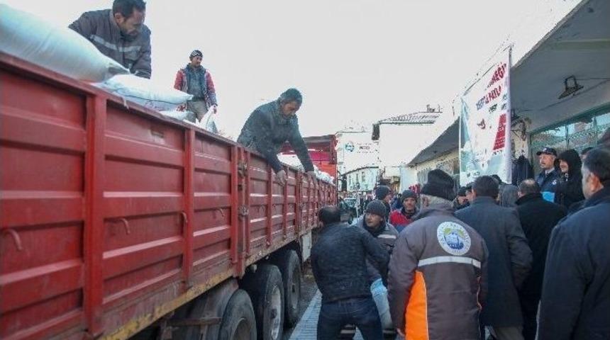 Yahyalı&rsquo;dan Yardım Tır&rsquo;ları Halep İ&ccedil;in Yola &Ccedil;ıktı
