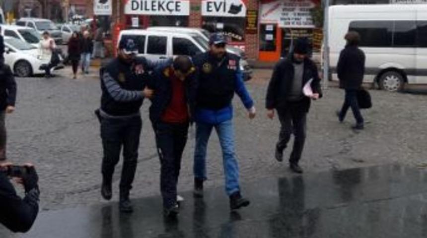 Sosyal Medyadan Pkk Propogandası Yaptı G&ouml;zaltına Alındı