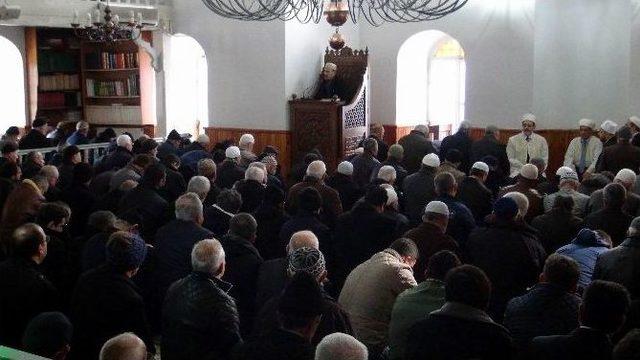 Ak Parti Ve Chp’li Başkanlar Şehitler İçin Beraber Dua Okudu