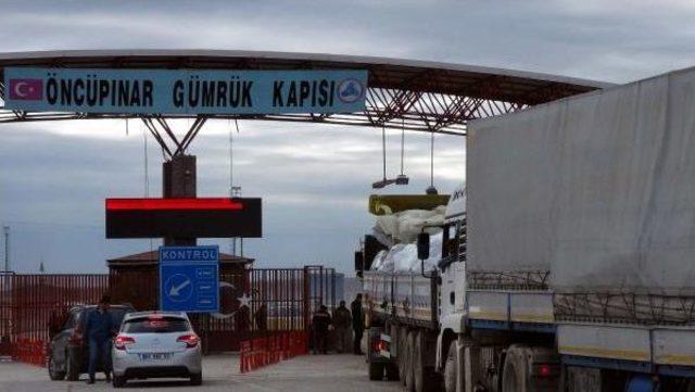 Bm Yardım Konvoyu, Kilis'ten Suriye'ye Geçiş Yaptı