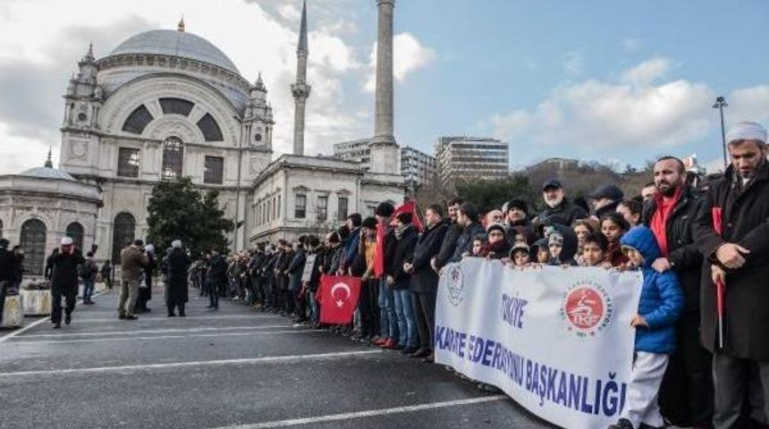 Cuma Namazı Sonrası Şehitler Tepesi'nde Ter&ouml;r&uuml; Lanetlediler