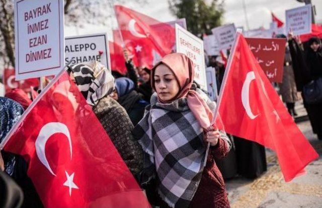 Cuma Namazı Sonrası Şehitler Tepesi'nde Terörü Lanetlediler