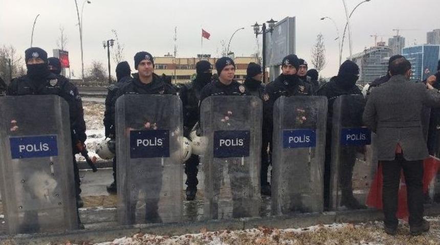 Odt&uuml;&rsquo;l&uuml; &Ouml;ğrencilerden &ldquo;ter&ouml;re Hayır&rdquo; Y&uuml;r&uuml;y&uuml;ş&uuml;