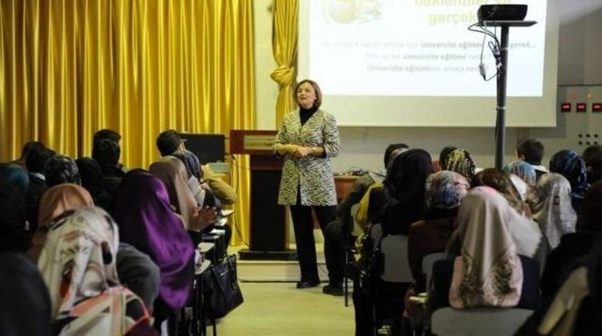 Be&uuml;&rsquo;de Kariyer Planlama Seminerleri