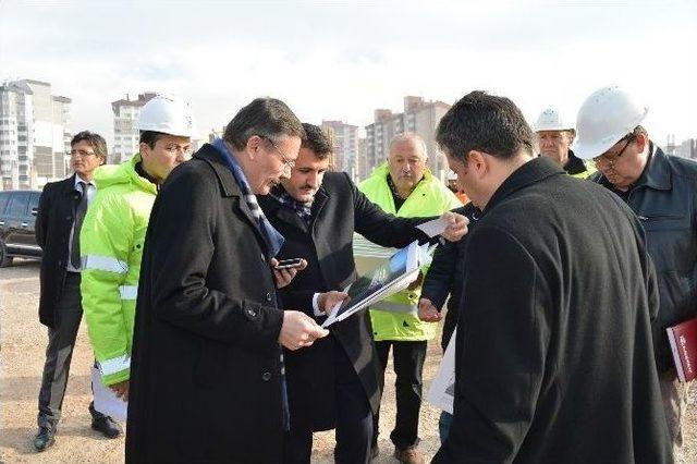 Gökçek, Eryaman Stadı İnşaatını Denetledi