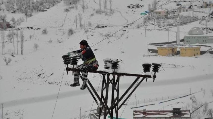 Dicle Elektrik&rsquo;ten Kış Mesaisi