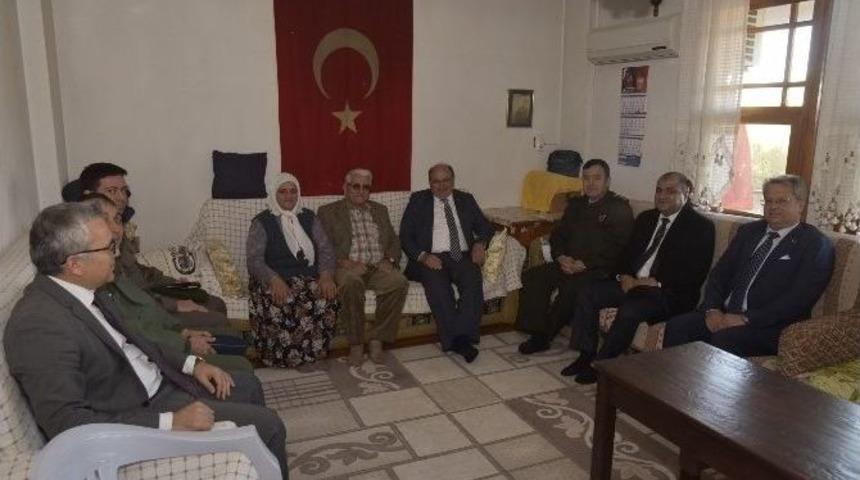 Vali &Ccedil;i&ccedil;ek, Dalaman&rsquo;da Şehit Aileleri, Gaziler Ve Engellileri Ziyaret Etti