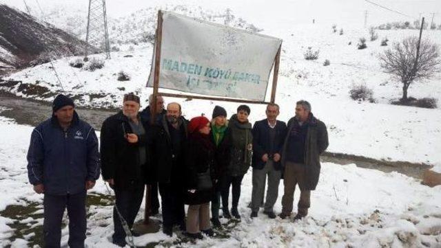 Somalı Madenci Aileleri, Yoğun Kardan Maden K&ouml;y&uuml; ne Gidemedi 3