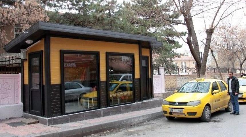 Taksi Durakları Yeni Yıla Hazırlanıyor