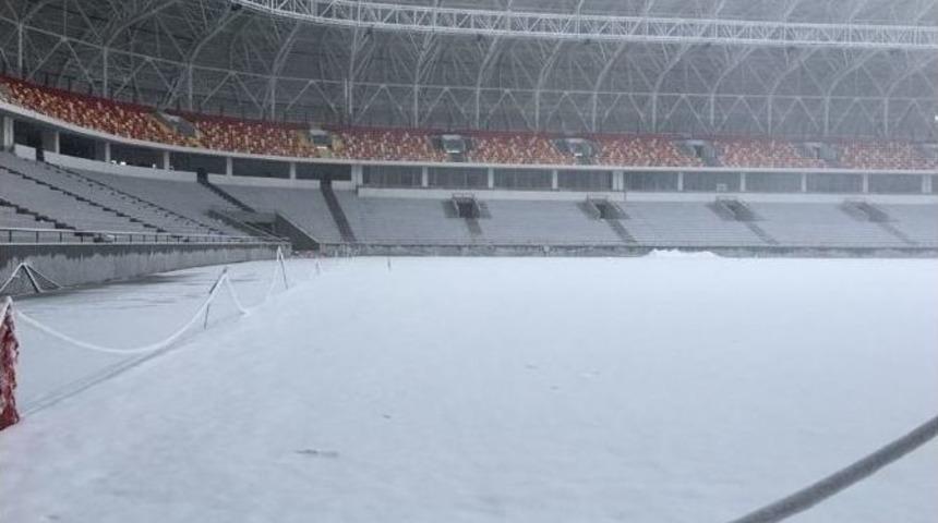 Malatya Stadı Karlar Altında