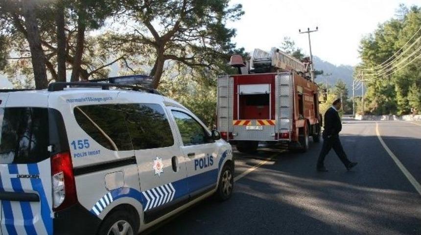 Bacadan &Ccedil;ıkan Kıvılcım Ormanı Yakıyordu