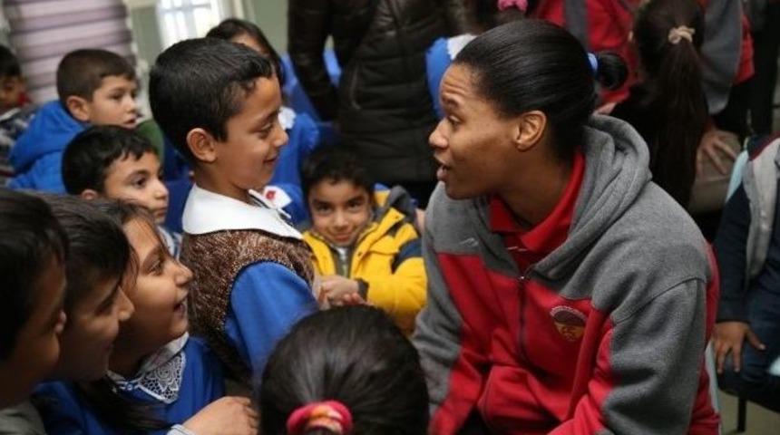 Minik &Ouml;ğrencilere Yeni Ufuklar