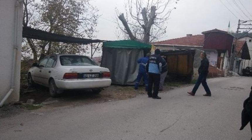 İzmit&rsquo;te G&ouml;rsel Kirliliğe Ge&ccedil;it Yok