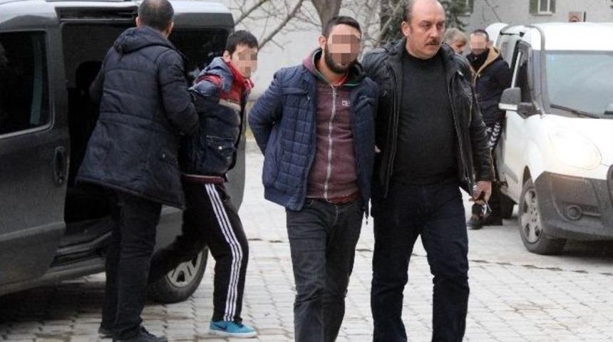 Samsun&rsquo;da 8 Kişinin Tabancayla Yaralanmasına 4 G&ouml;zaltı