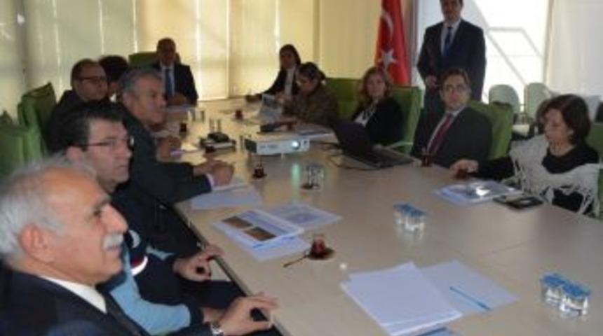 Tekirdağ B&uuml;y&uuml;kşehir Belediyesi Eğitim Kurulu Yılın Son Toplantısını Yaptı