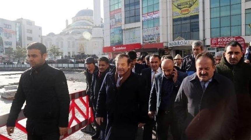 Esenyurt&rsquo;ta Binlerce Vatandaş Ter&ouml;r&uuml; Lanetledi