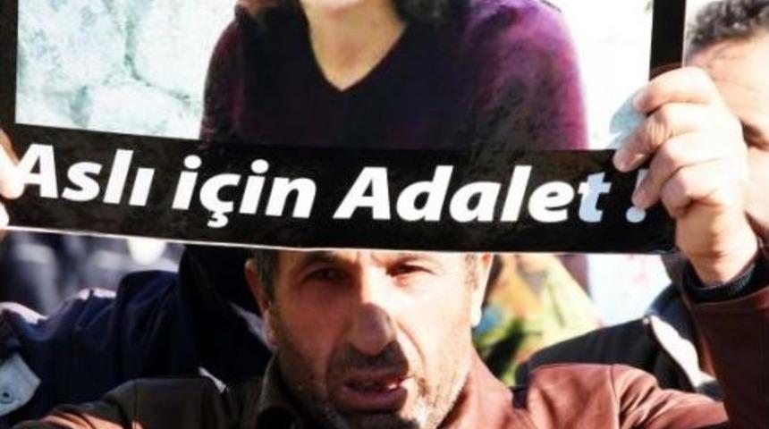 Aslı'nın &Ouml;ld&uuml;ğ&uuml; Yolda Eylem Yapıp, &Uuml;st Ge&ccedil;it Istediler