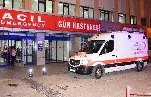 Suriye’de Yaralanan 2 Asker Gaziantep’e Getirildi